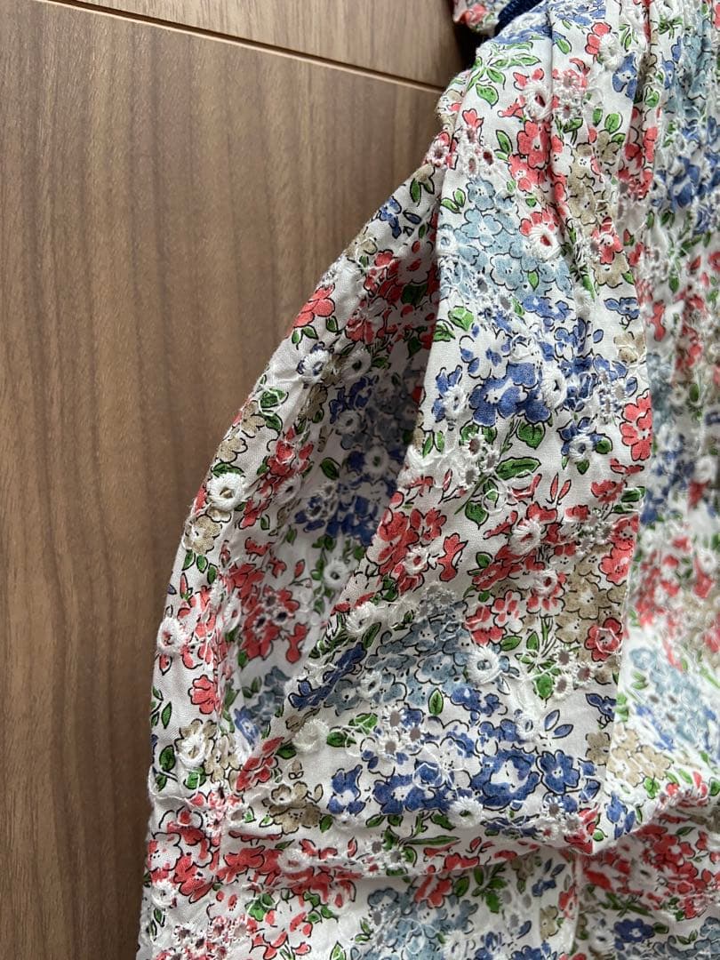 ファミリア 花柄ワンピース　紺ワンピース　120