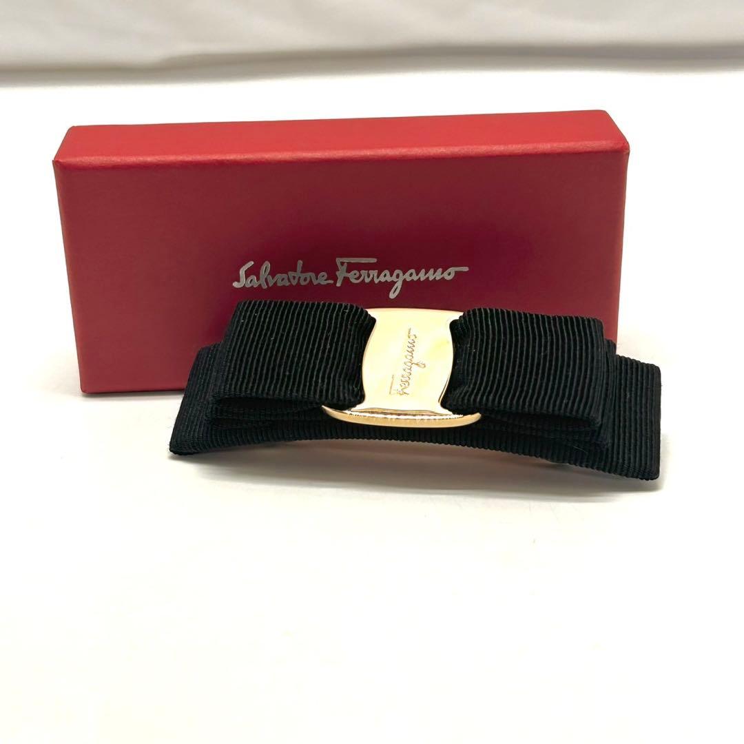 サルヴァトーレフェラガモ バレッタ ヘアアクセサリー ヘアピン ヴァラ リボン