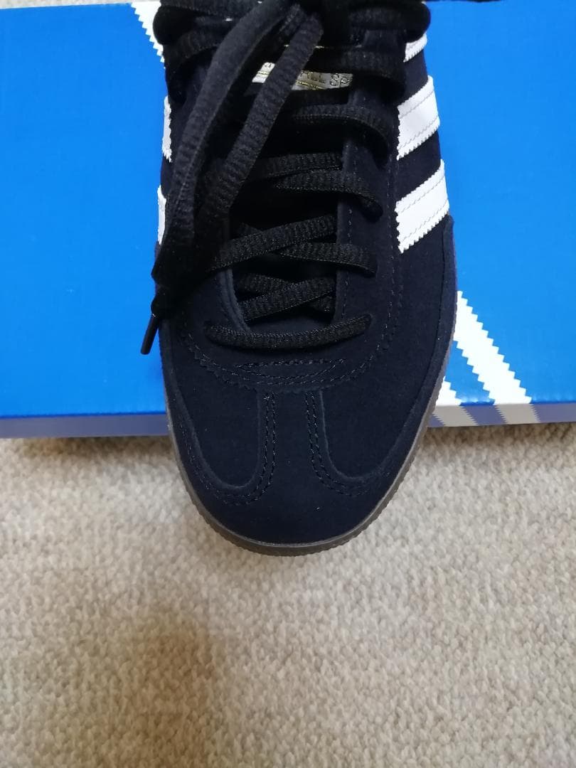 adidas　HANDBALL SPEZIAL 23cm