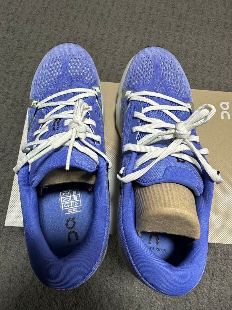 最新新作！on クラウドサーファー 2 26.5センチ