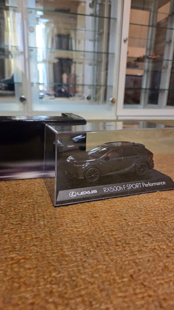 1/43 レクサス 特注 RX 500h F Sport Performance