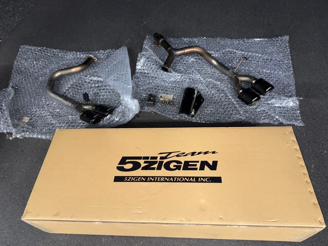 5ZIGEN マフラー　プラド150系　4本出し