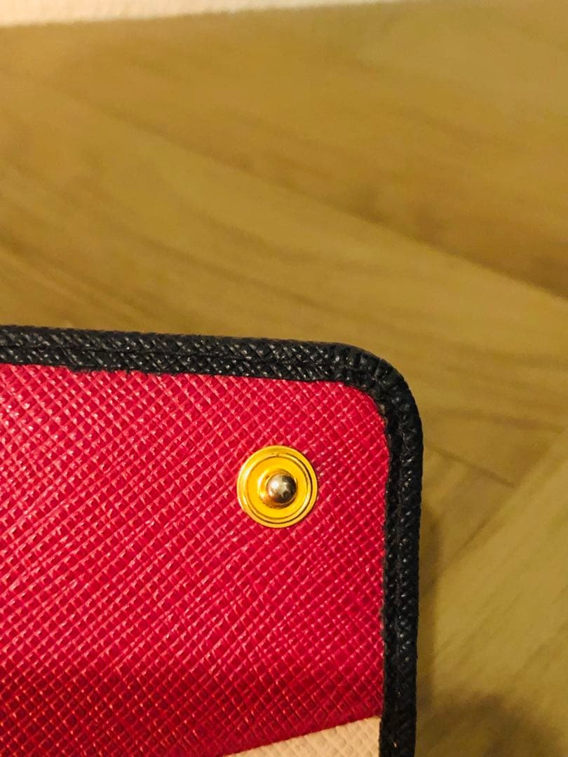 PRADA ブラック 長財布 ジッパー付き