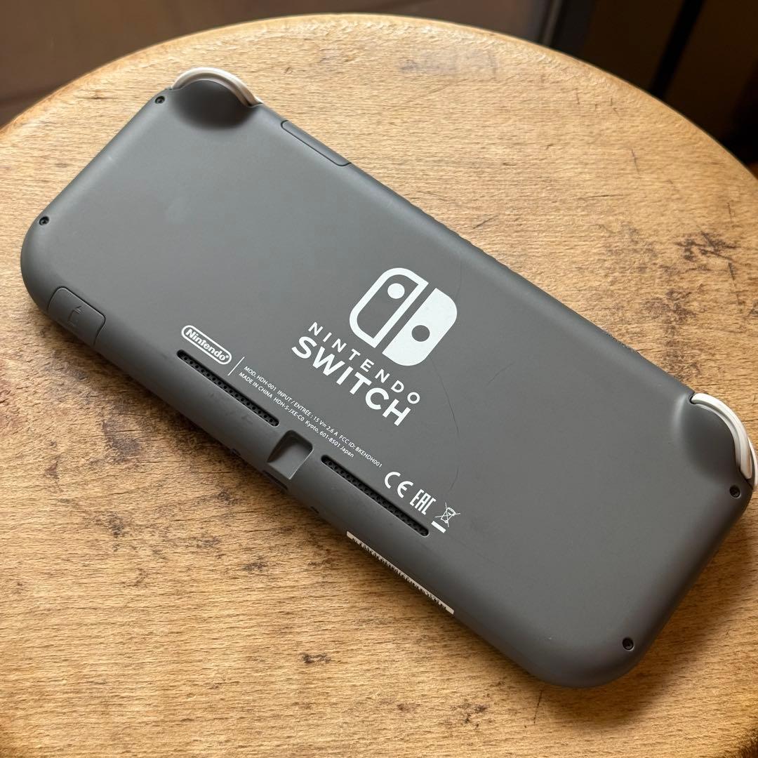 ニンテンドースイッチライト NINTENDO Switch lite