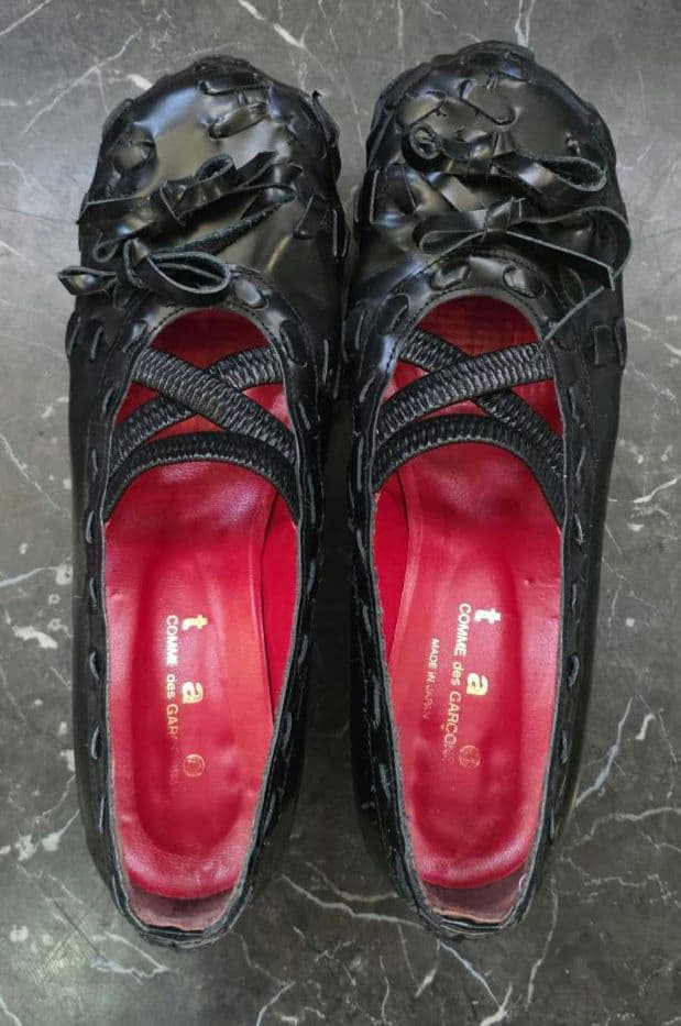 靴 tao COMME des GARCONS