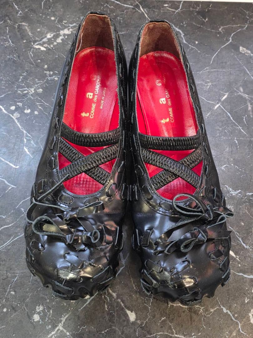 靴 tao COMME des GARCONS