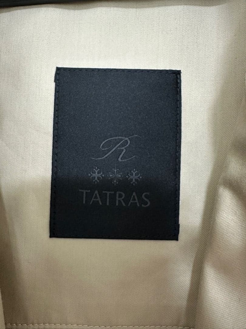 タトラス　トレンチコート