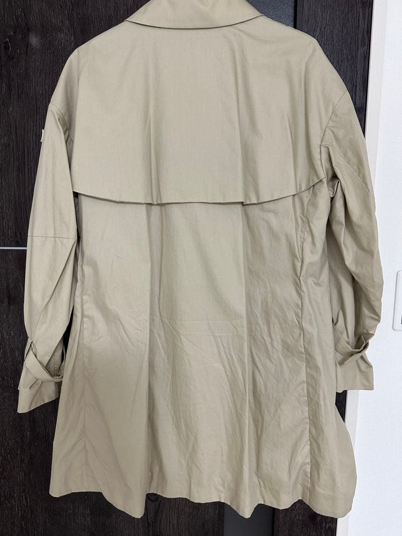 タトラス　トレンチコート