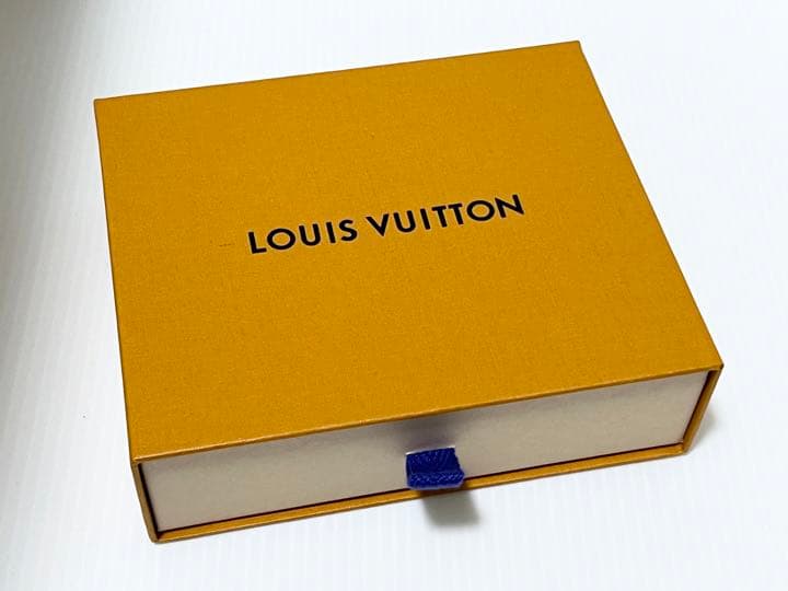 美品　ルイヴィトン財布 トリヨン ポルトフォイユ・スレンダー M81312