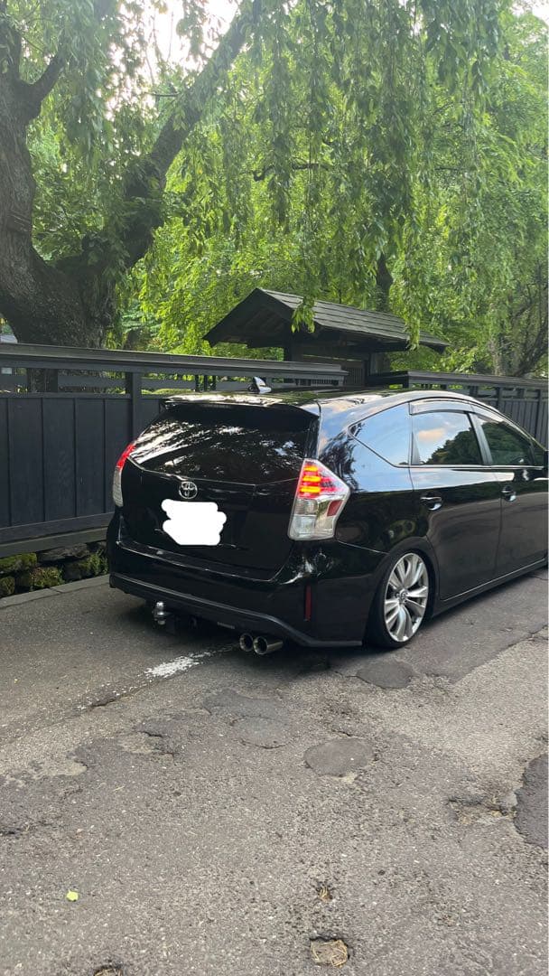 プリウスα マフラー