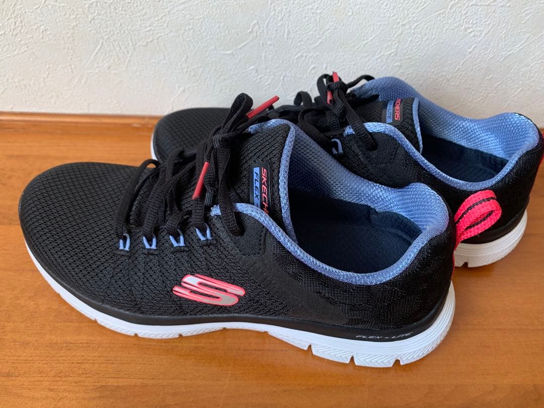 スケッチャーズ　ニューバランス　moz など　24.5cm まとめ売り