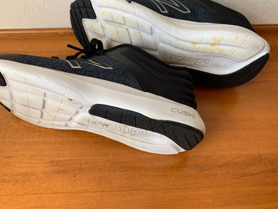 スケッチャーズ　ニューバランス　moz など　24.5cm まとめ売り