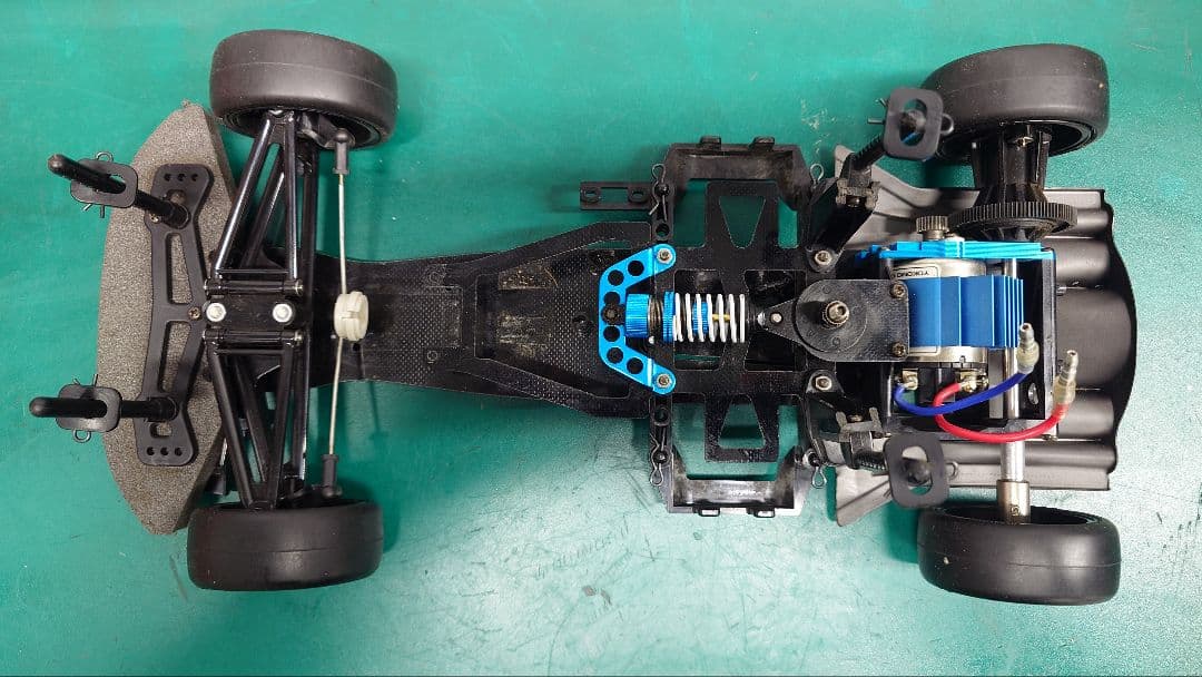 タミヤ　f103gt　シャーシ