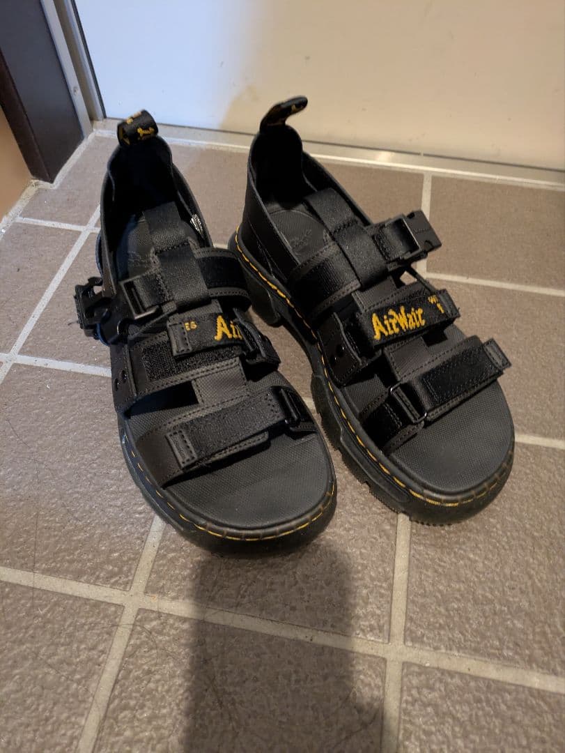 Dr.Martens ブラック サンダル 厚底 UK7