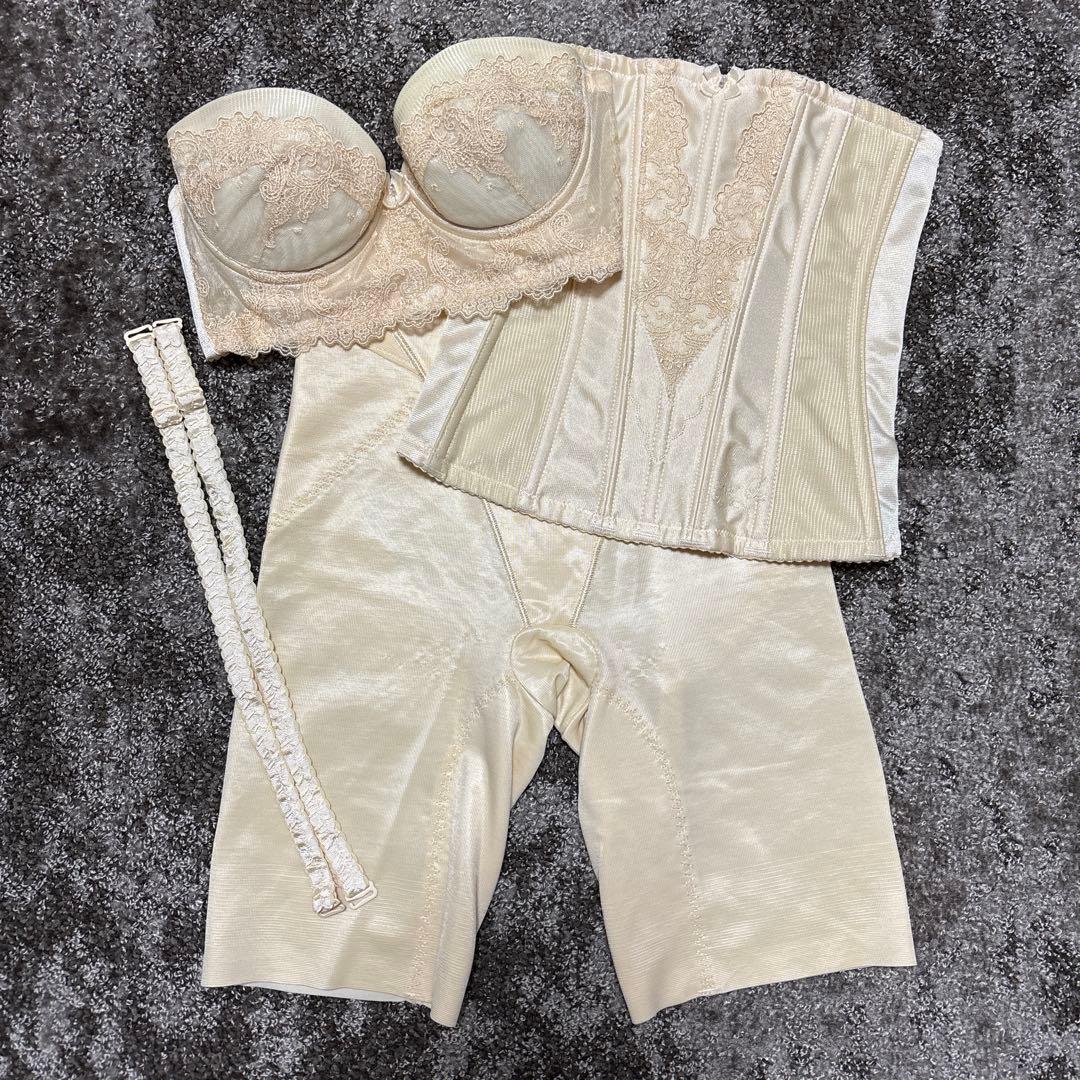 フォーシス♡ B65 58 64 セット！