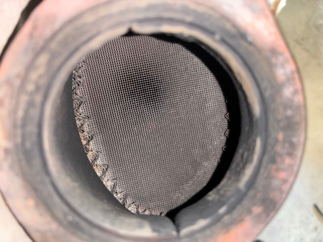 r33スカイライン 触媒