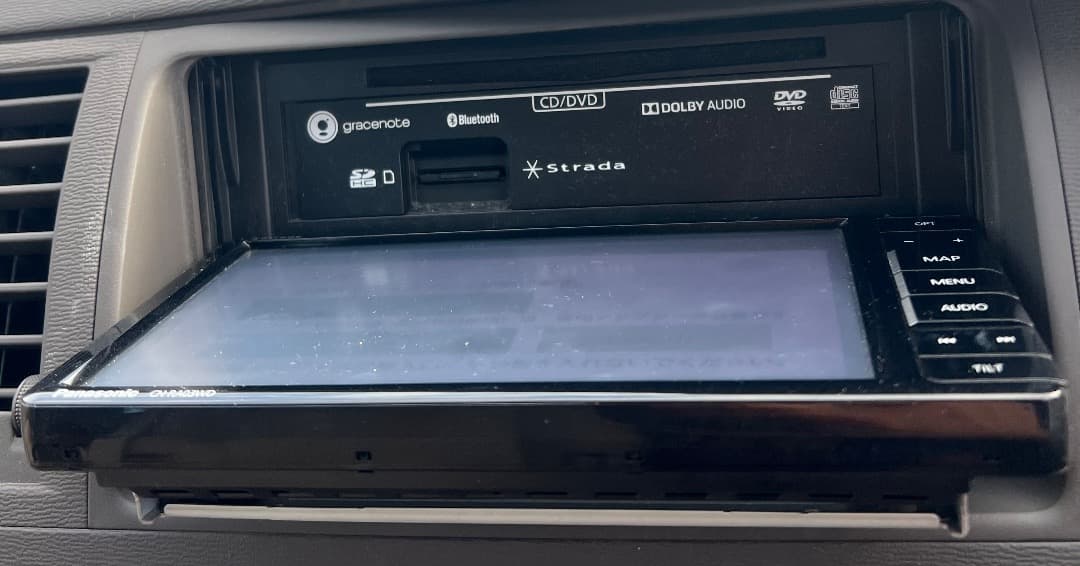 美品！CN-RA03WD Panasonic ストラーダ　2016年