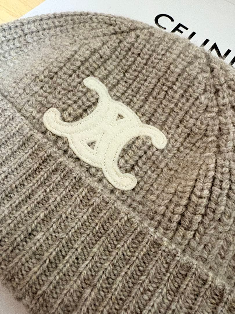 美品【セリーヌ CELINE】 トリオンフニット帽 /ベージュ