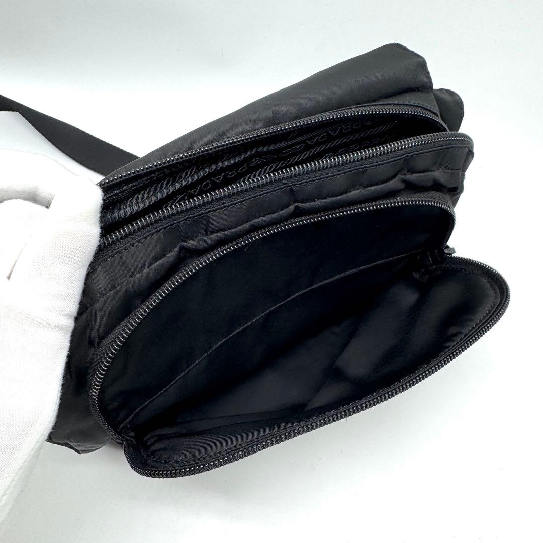【新品同様・使用感無し】プラダ ショルダーバッグ ポシェット ナイロン 三角ロゴ
