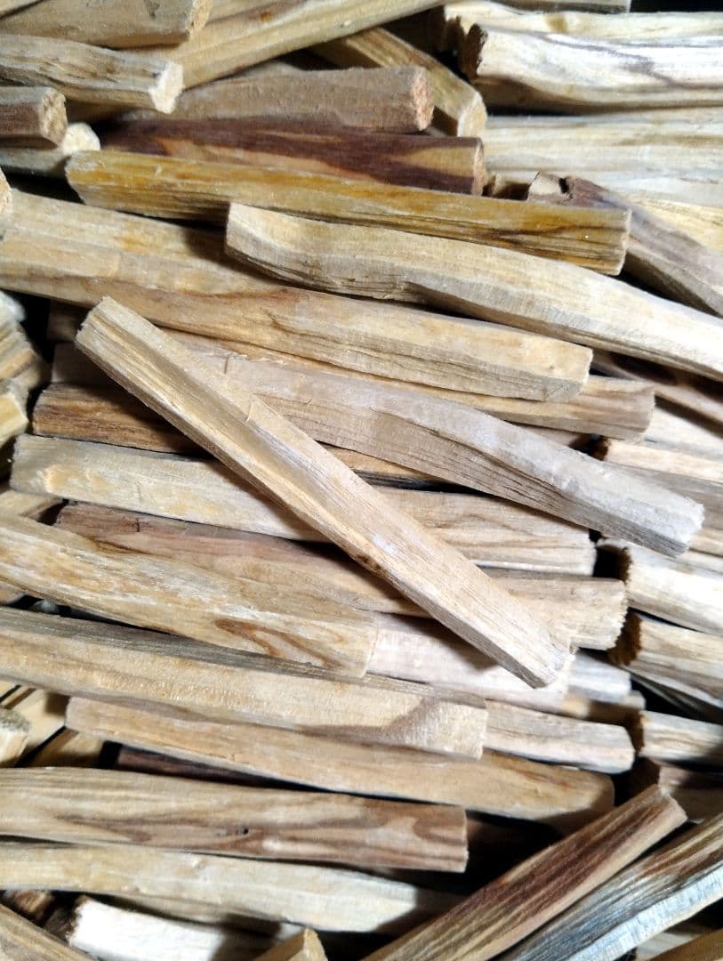 業務用価額☆天然お香木エクアドル産パロサントスティック1kg