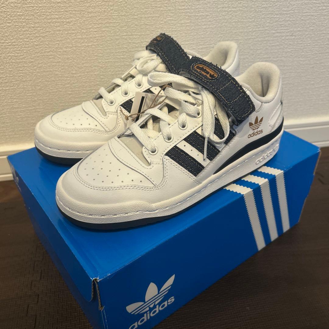 adidas ホワイト ネイビー スニーカー ベルクロ