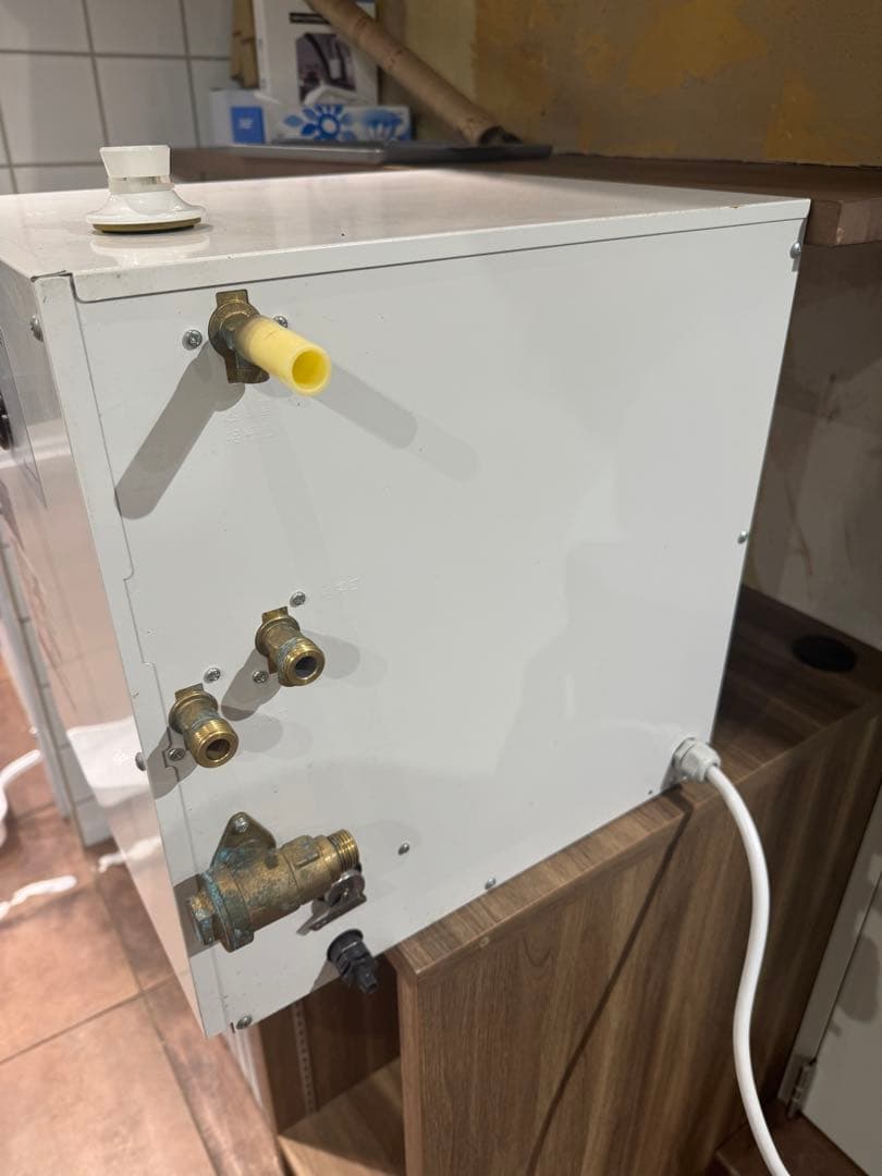 イトミック 電気温水器 ESN30ARN11E0 2024年式