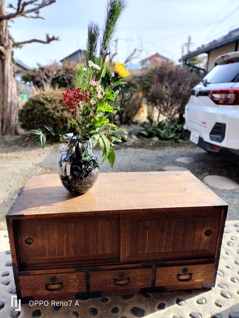 桐箪笥　古家具　アンティーク　チェスト　テレビ台　おもちゃ箱　着物