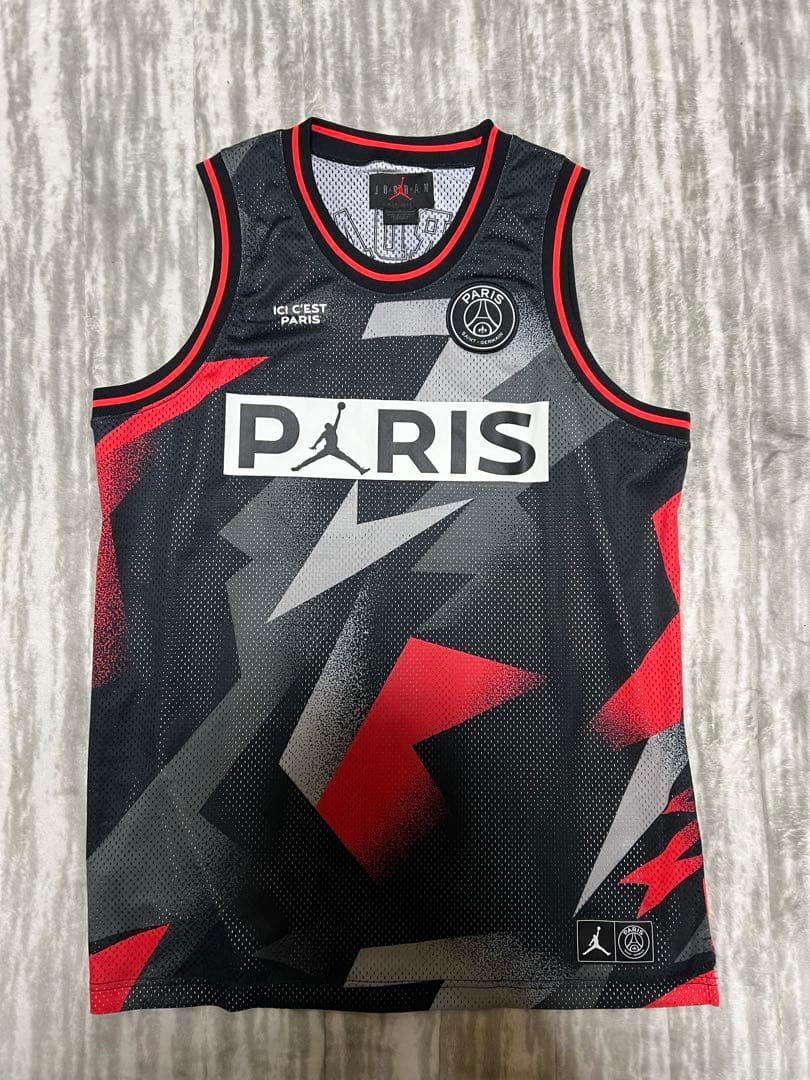 美品 パリサンジェルマン JORDAN ノースリーブ