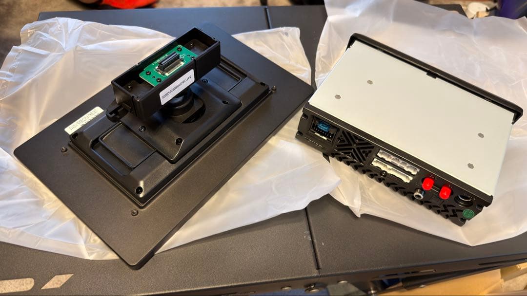 EONON 11.8インチ 2K Android　カーナビ【white】