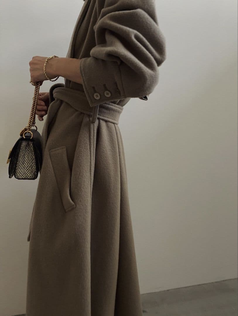 Ameri　POOFY FLARE LONG COAT