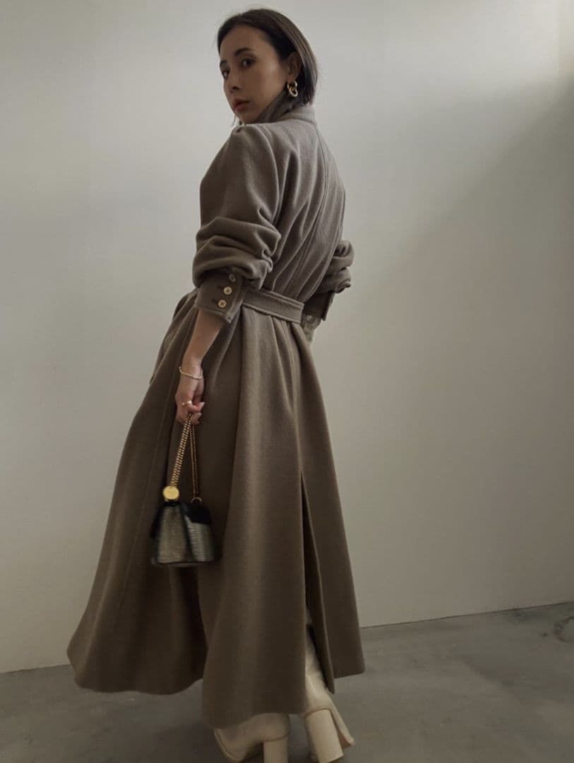 Ameri　POOFY FLARE LONG COAT