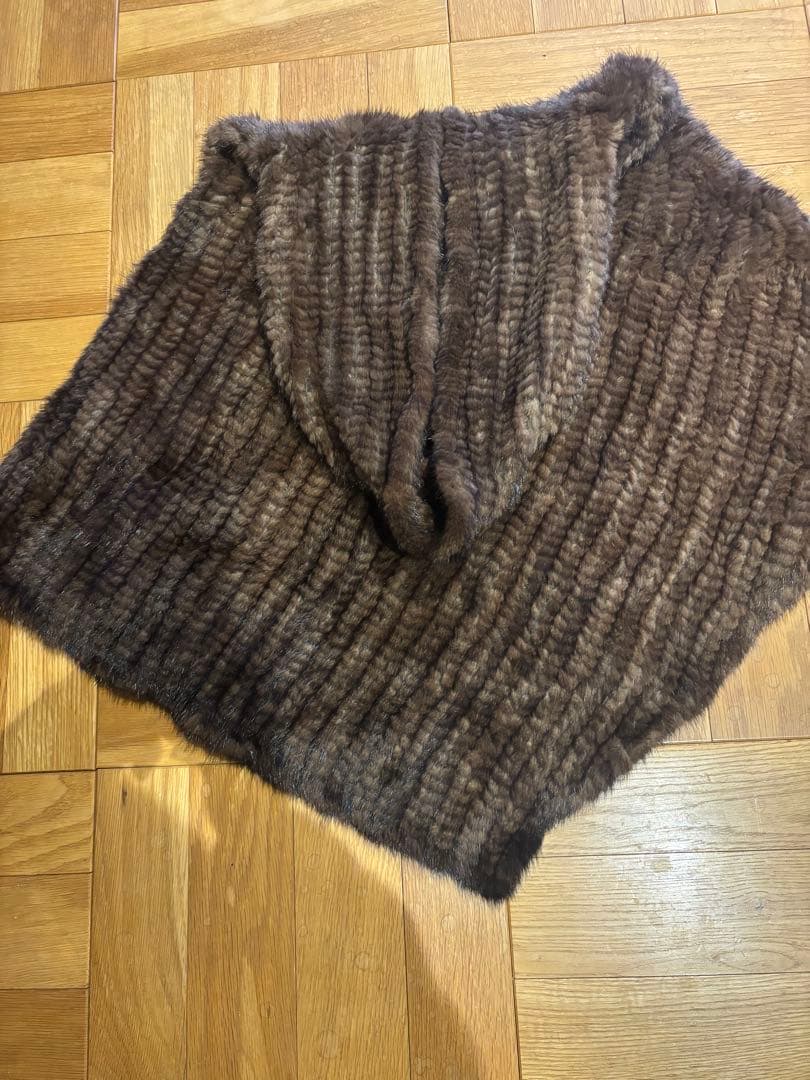 argue ミンクポンチョ