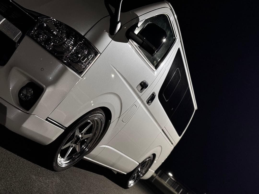 ハイエース　ファブレス　XRー6 ロンシャン