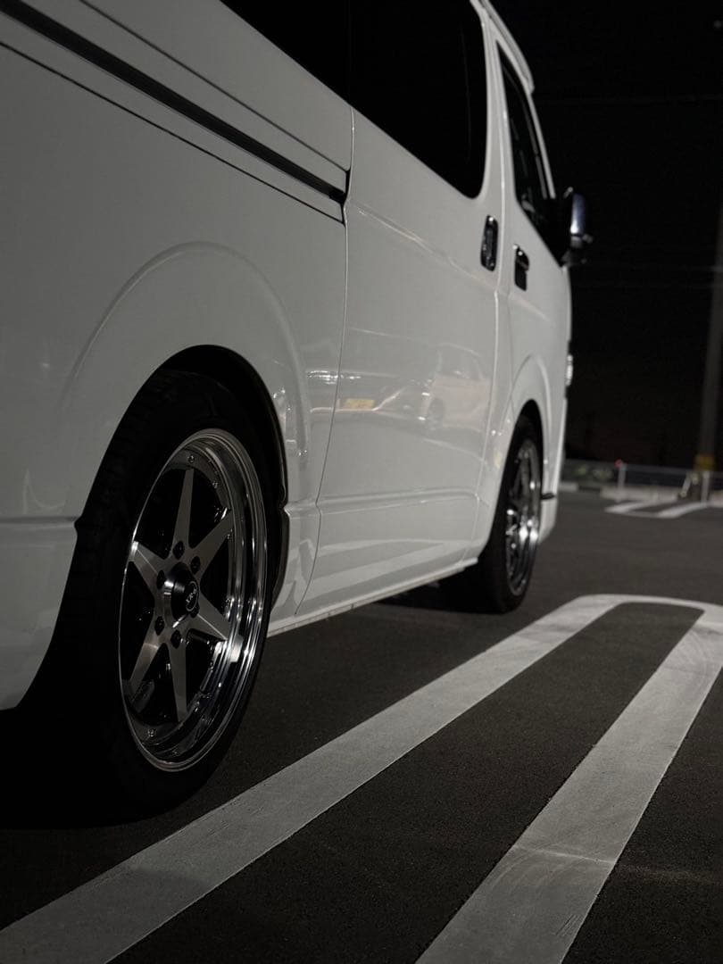 ハイエース　ファブレス　XRー6 ロンシャン
