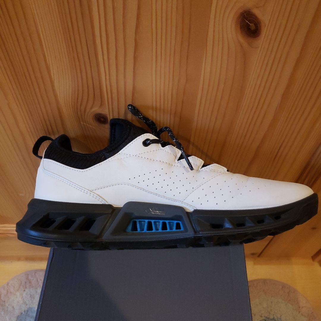 ECCO GOLF BIOM C4 40 ホワイト/ブラック