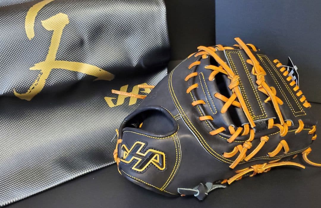 日本製新品◆ハタケヤマ硬式「久」希少モデル◆最上級『極』和牛革 8万円ミット