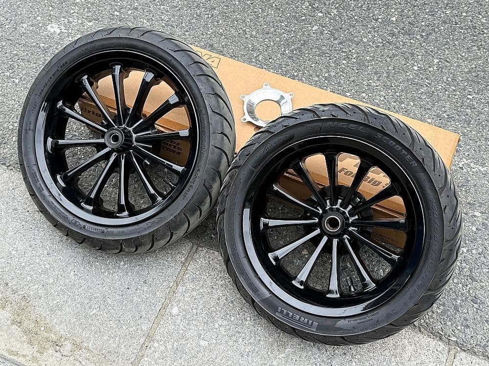 美品ワイズギア インチアップホイール ブラック 4D9 マジェスティ SG20J