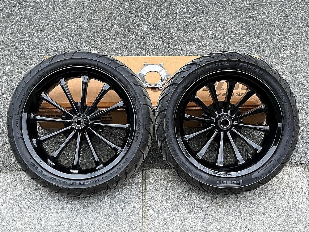 美品ワイズギア インチアップホイール ブラック 4D9 マジェスティ SG20J