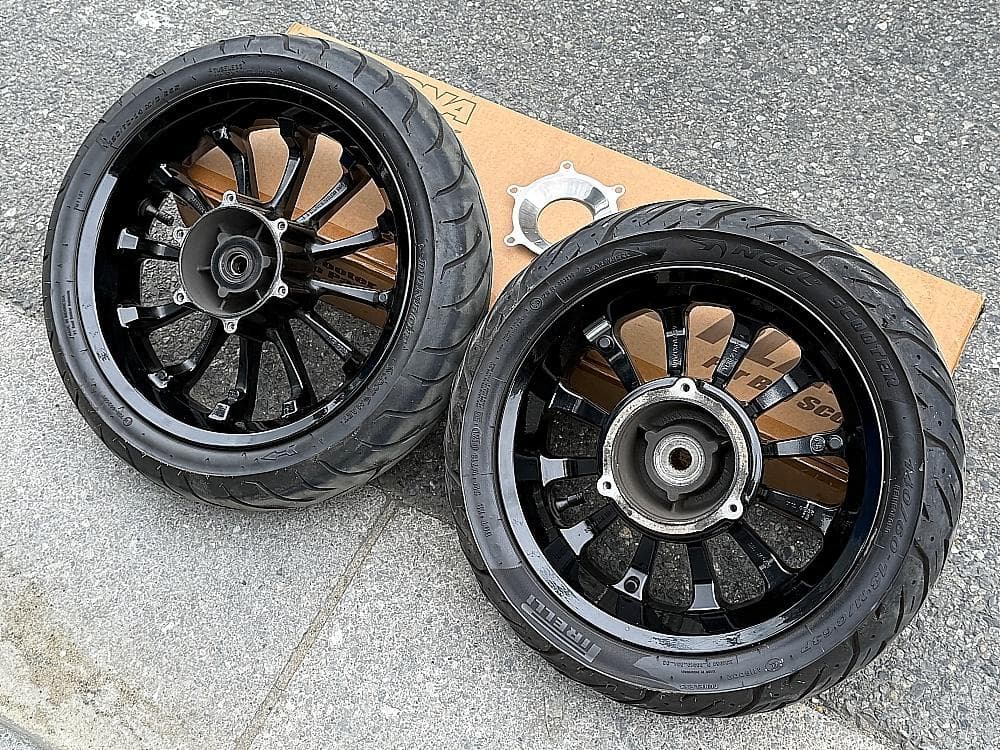 美品ワイズギア インチアップホイール ブラック 4D9 マジェスティ SG20J