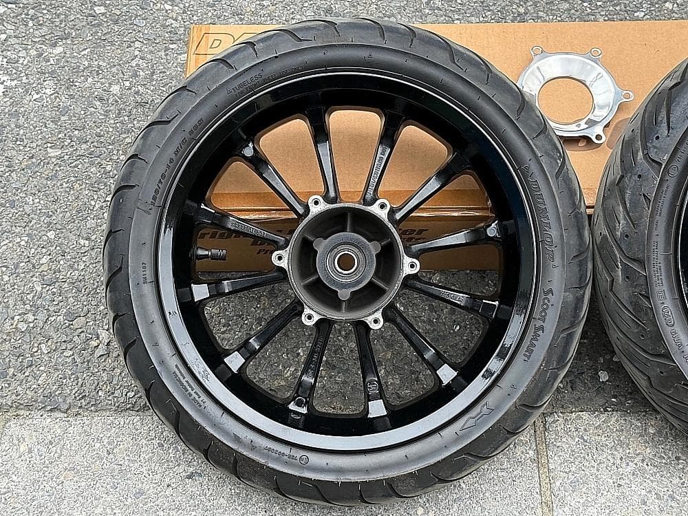 美品ワイズギア インチアップホイール ブラック 4D9 マジェスティ SG20J