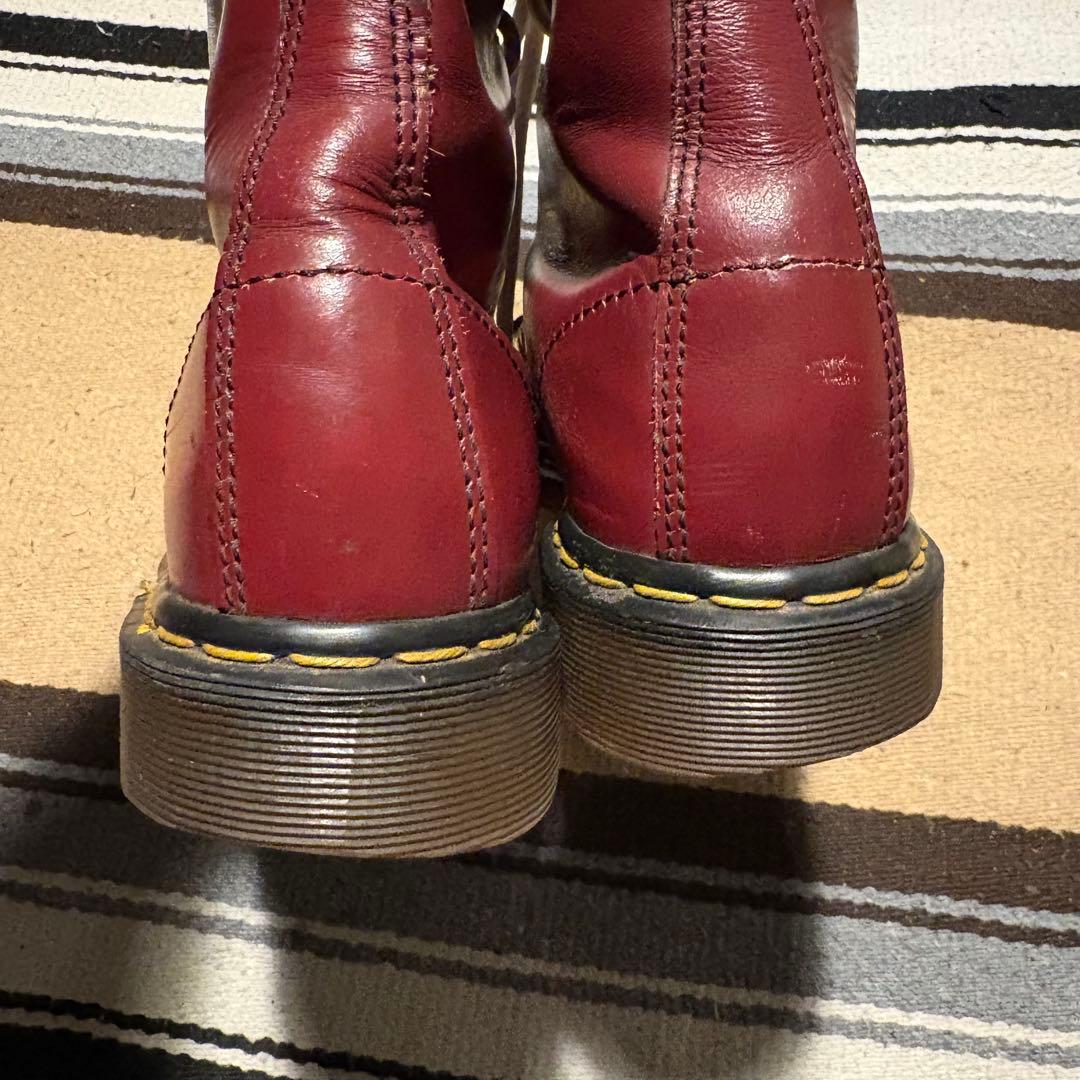 ドクターマーチン　英国製　チェリーレッド