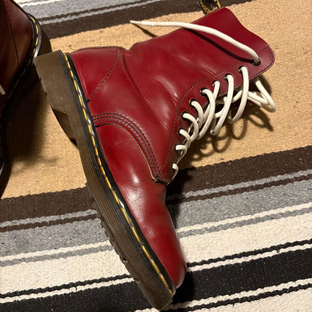 ドクターマーチン　英国製　チェリーレッド