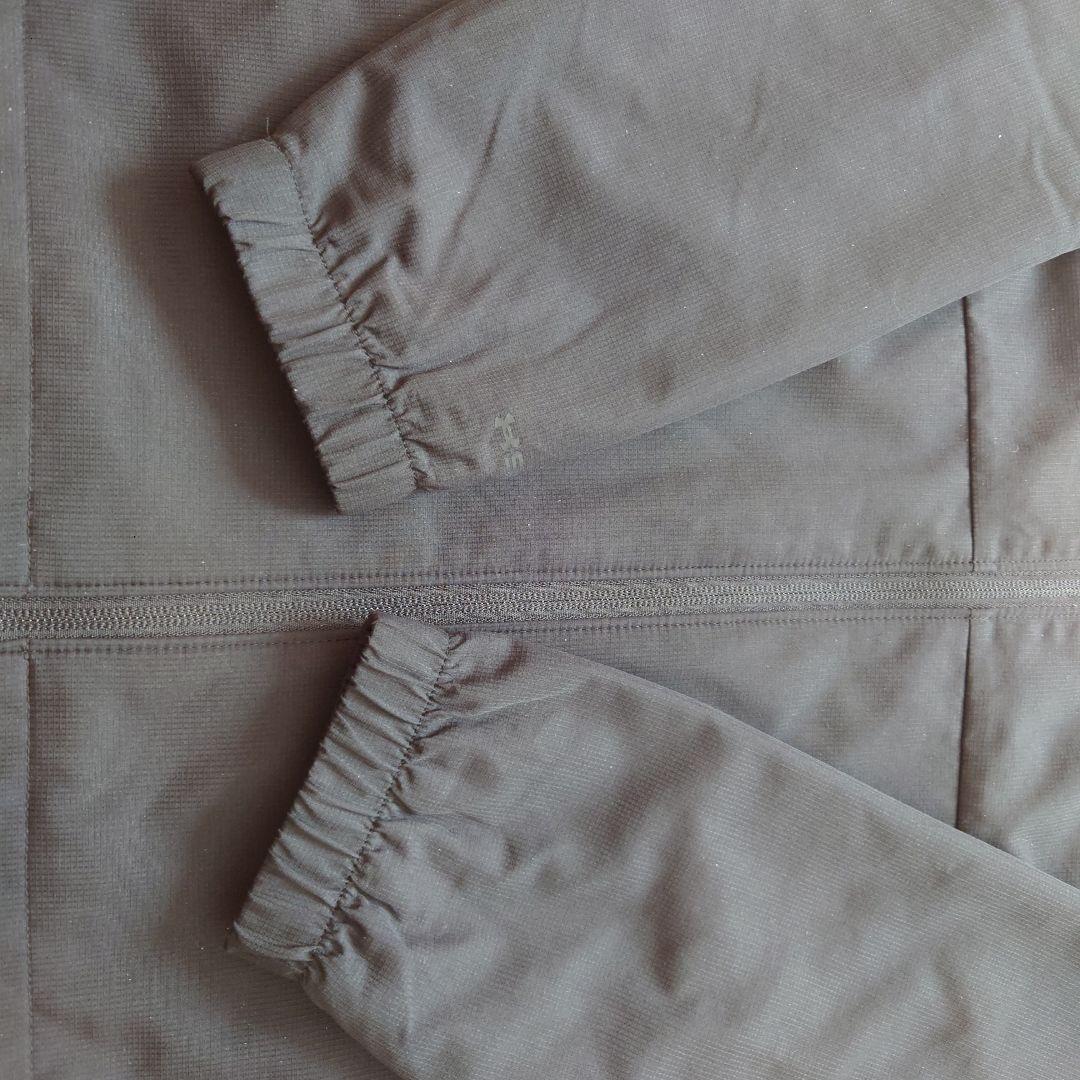 UNDER ARMOUR ブラック アウター・パンツセット