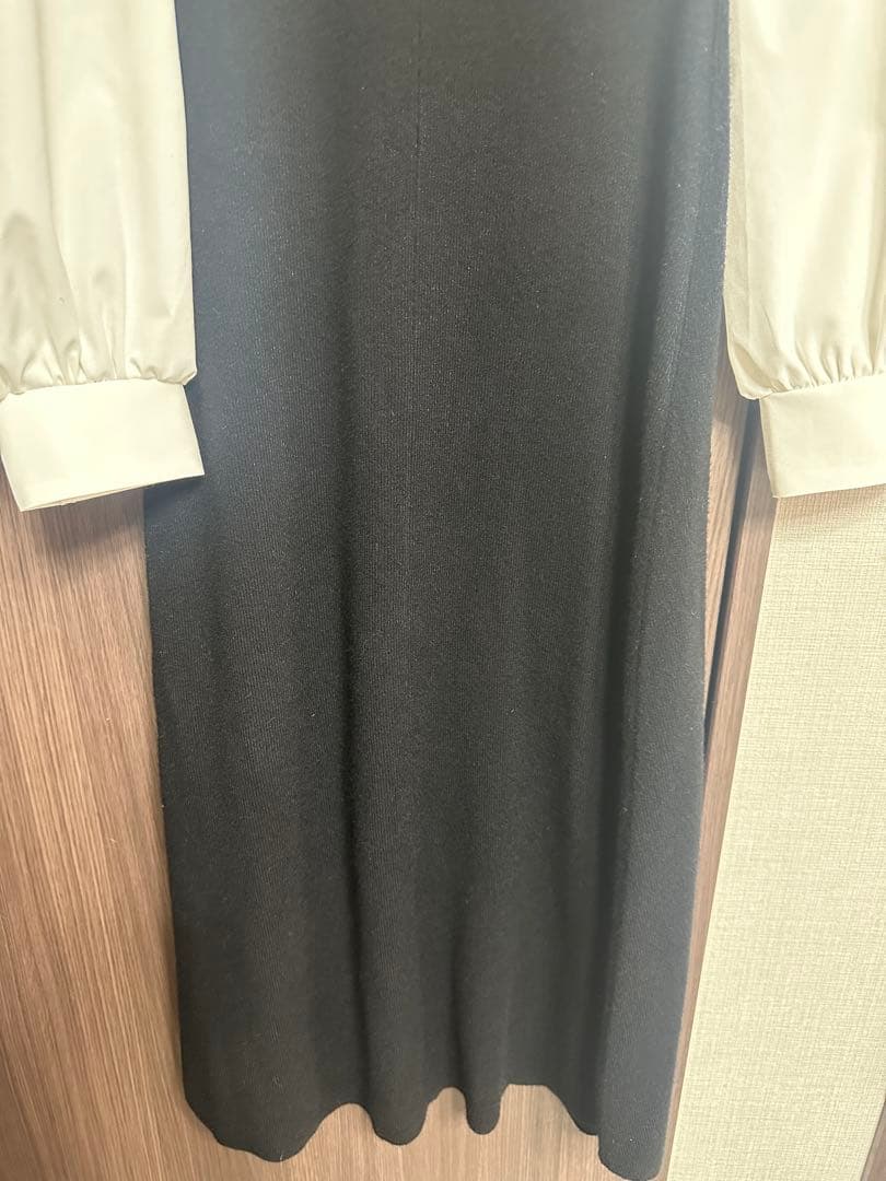 LILLIAN CARAT エンブロイダリーカラーニットドッキングワンピース