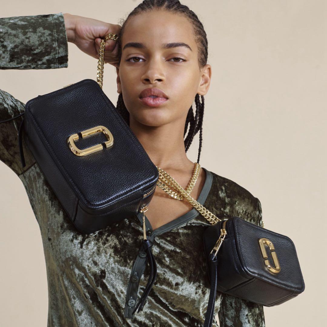 【プリン（整理中）】 Marc Jacobs ブラックショルダーバッグ