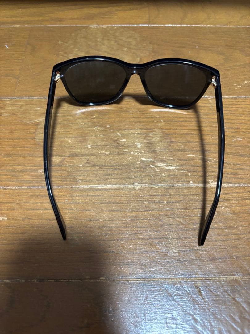 早い者勝ち！！GUCCI サングラス VKT16B0HSN