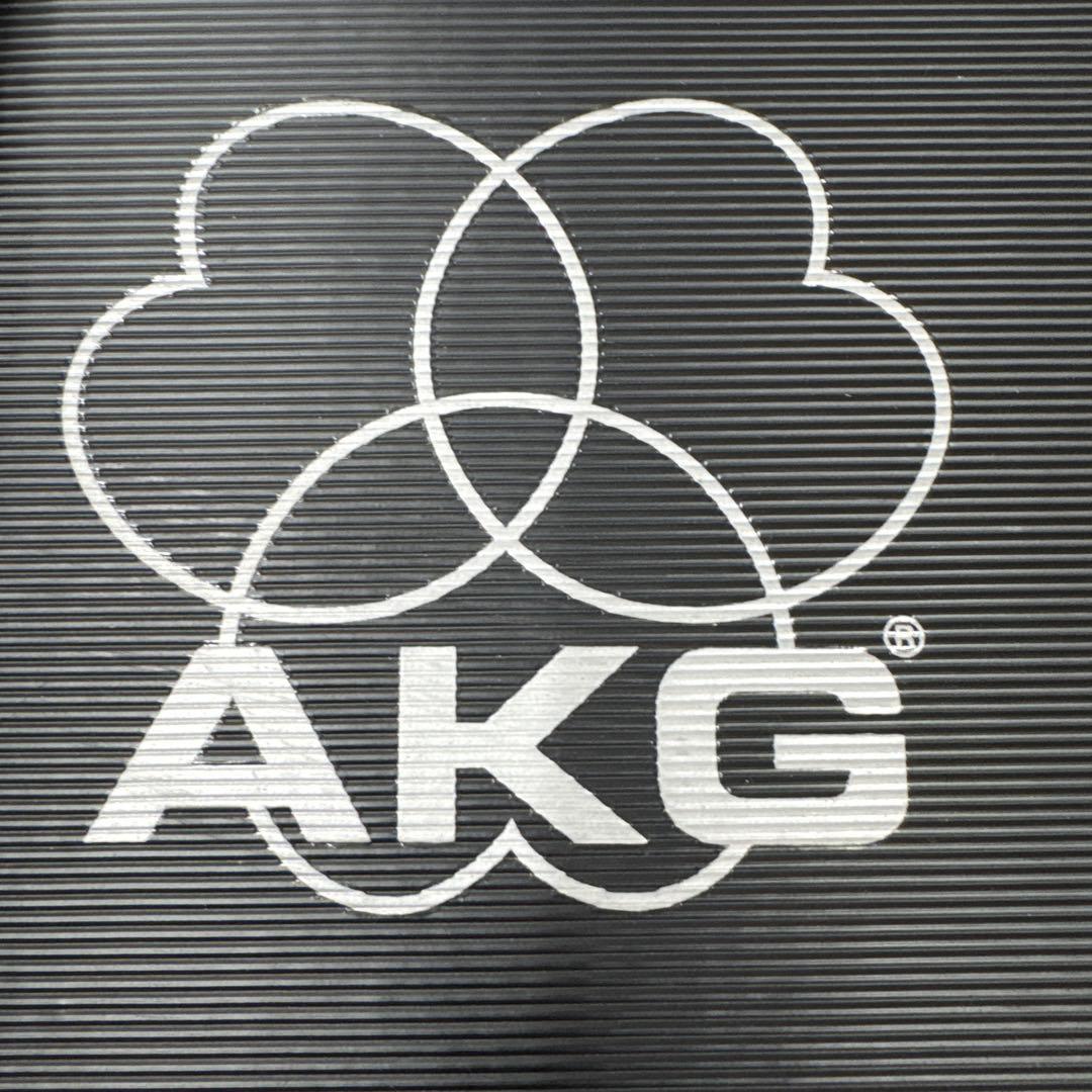 AKG C3000B コンデンサーマイク ショックマウント＋純正ケース付