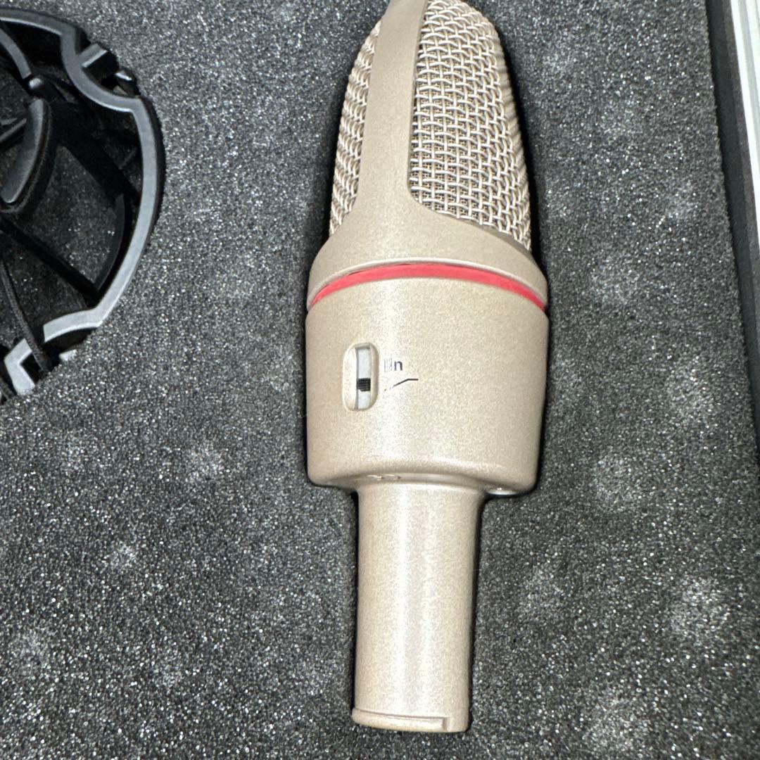 AKG C3000B コンデンサーマイク ショックマウント＋純正ケース付