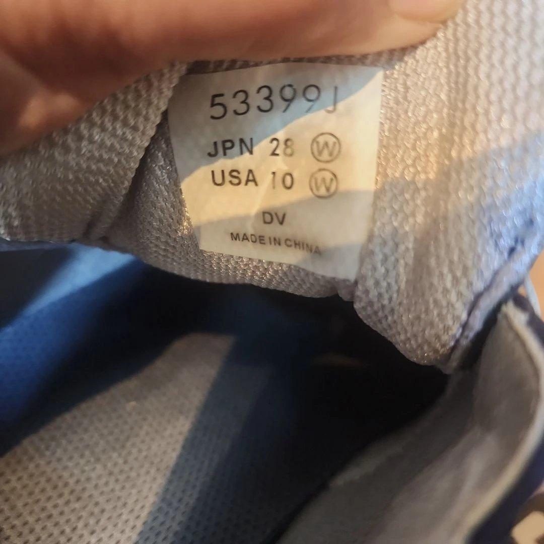 ホワイト ゴルフシューズ レースレス