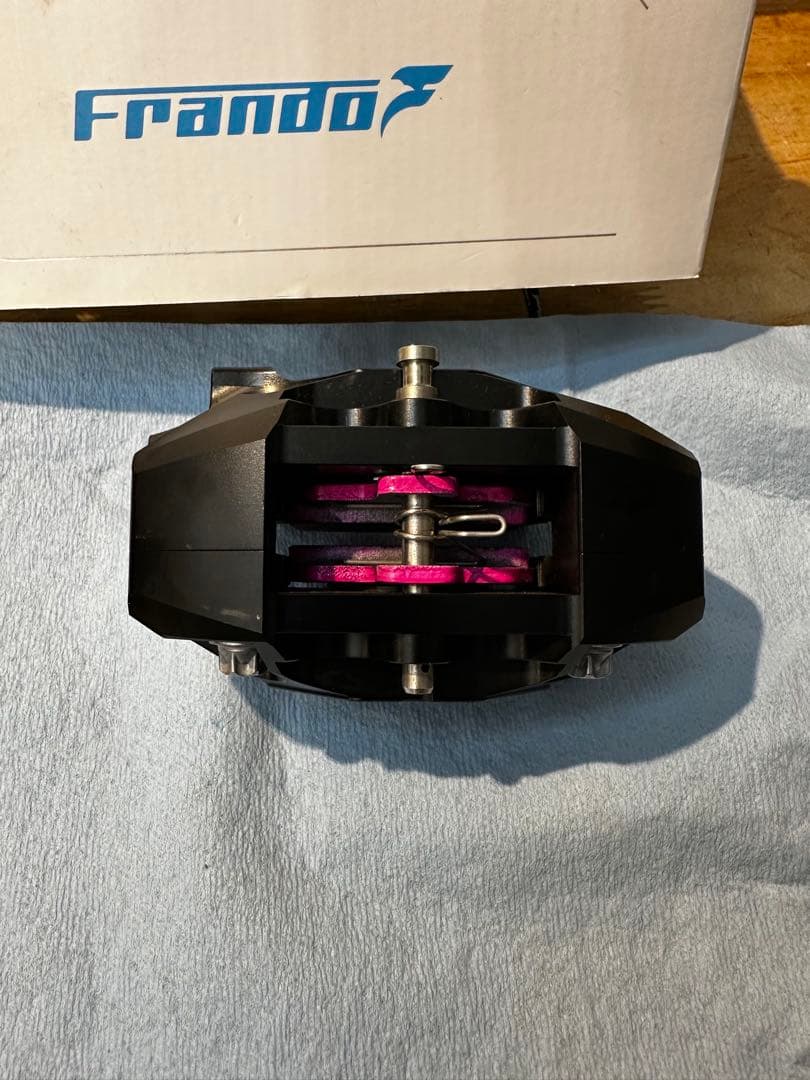 Frando フランドVESPA -22 用 2POT リアキャリパー　ランナー